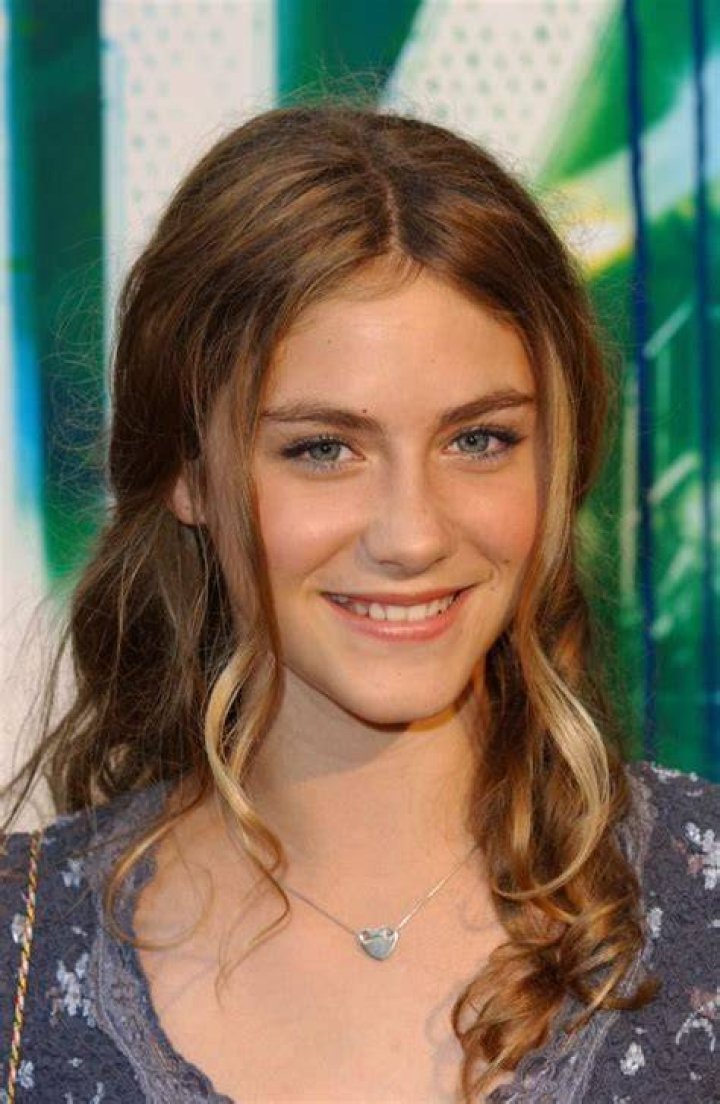 Caitlin Wachs Net Worth