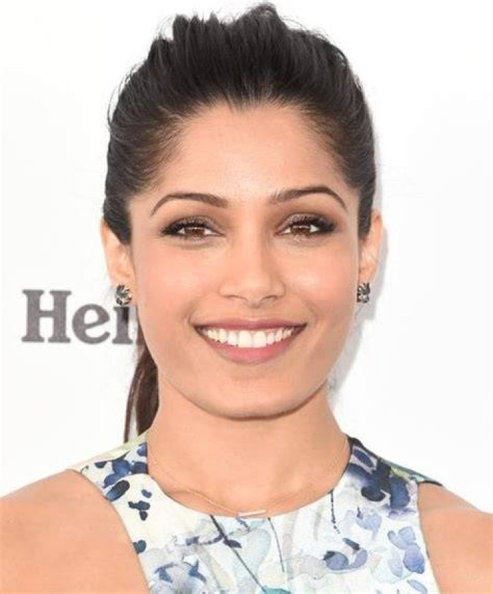 Freida Pinto Bra Size, Age, Weight, Height, Measurements