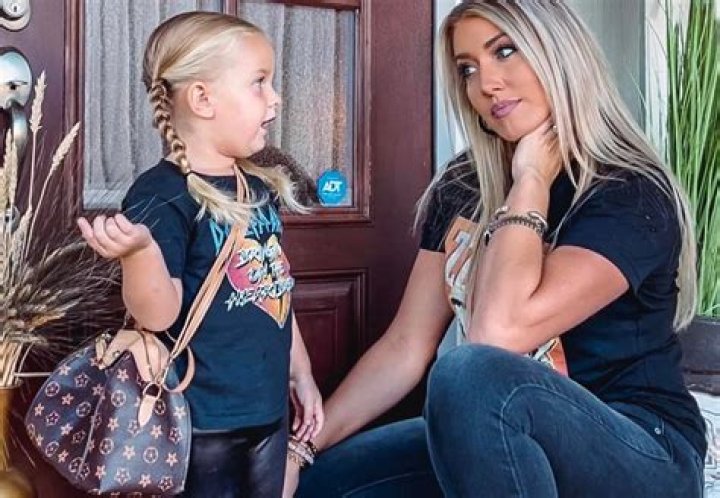 Lunden Roberts family: Who are her parents and siblings? 1 lunden roberts2